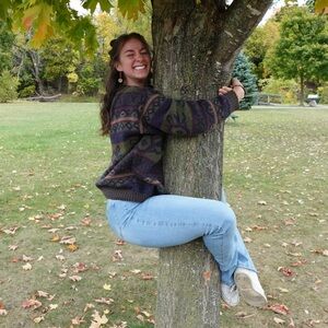 Meet your Posher, Hannah